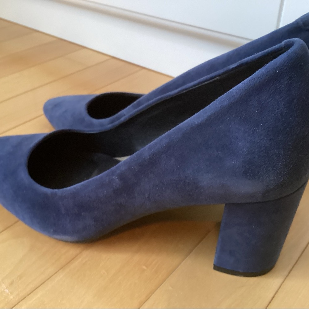 Blue Suede Shoes.